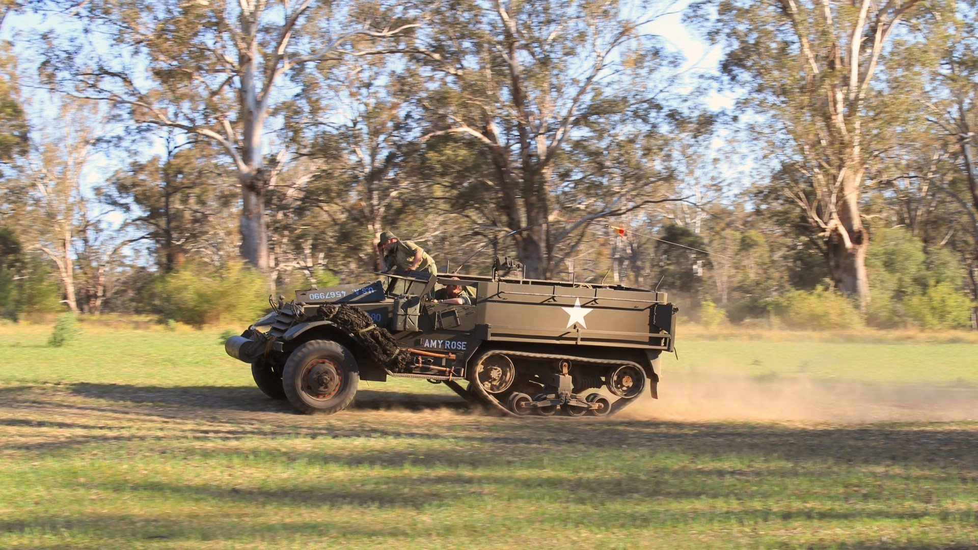 爱游戏官方-智能化战术分析工具在中超联赛中广泛应用，战术水平显著提升，智能化战争的技术