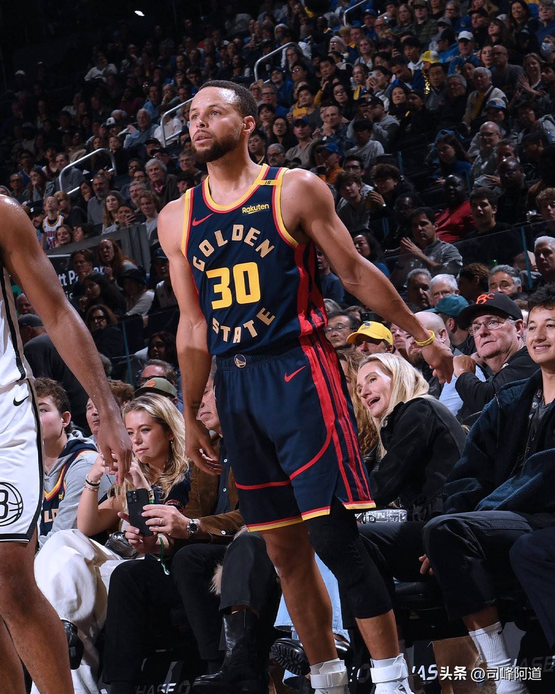 关于爱游戏官网：勇士队战术调整：科尔计划增加跑轰战术的信息