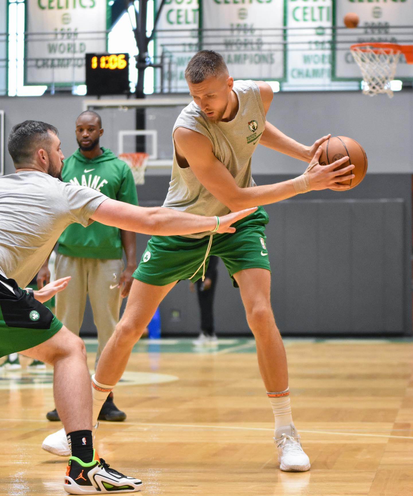 关于爱游戏官网：凯尔特人队新赛季：波尔津吉斯能否提升球队的内线实力？的信息