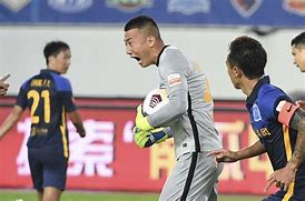 爱游戏APP:韩佳奇技术统计分析：扑救成功率、失误率与进步空间的简单介绍