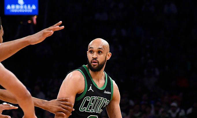 关于爱游戏官网：凯尔特人队季前赛：科内特展现篮板球能力，争夺轮换位置的信息