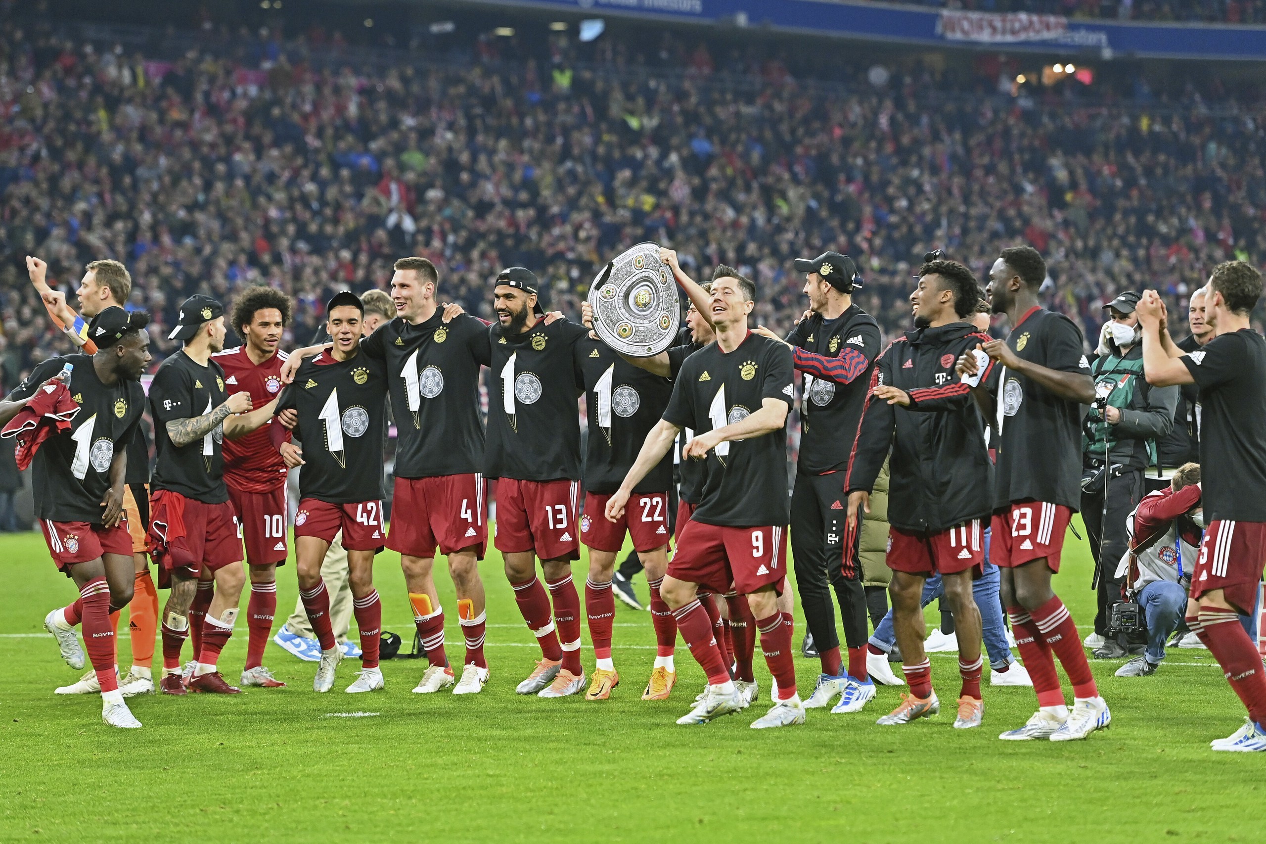 包含爱游戏体育:德甲的球队重建:如何走向成功的词条 包含爱游戏体育:德甲的球队重建:如何走向成功的词条